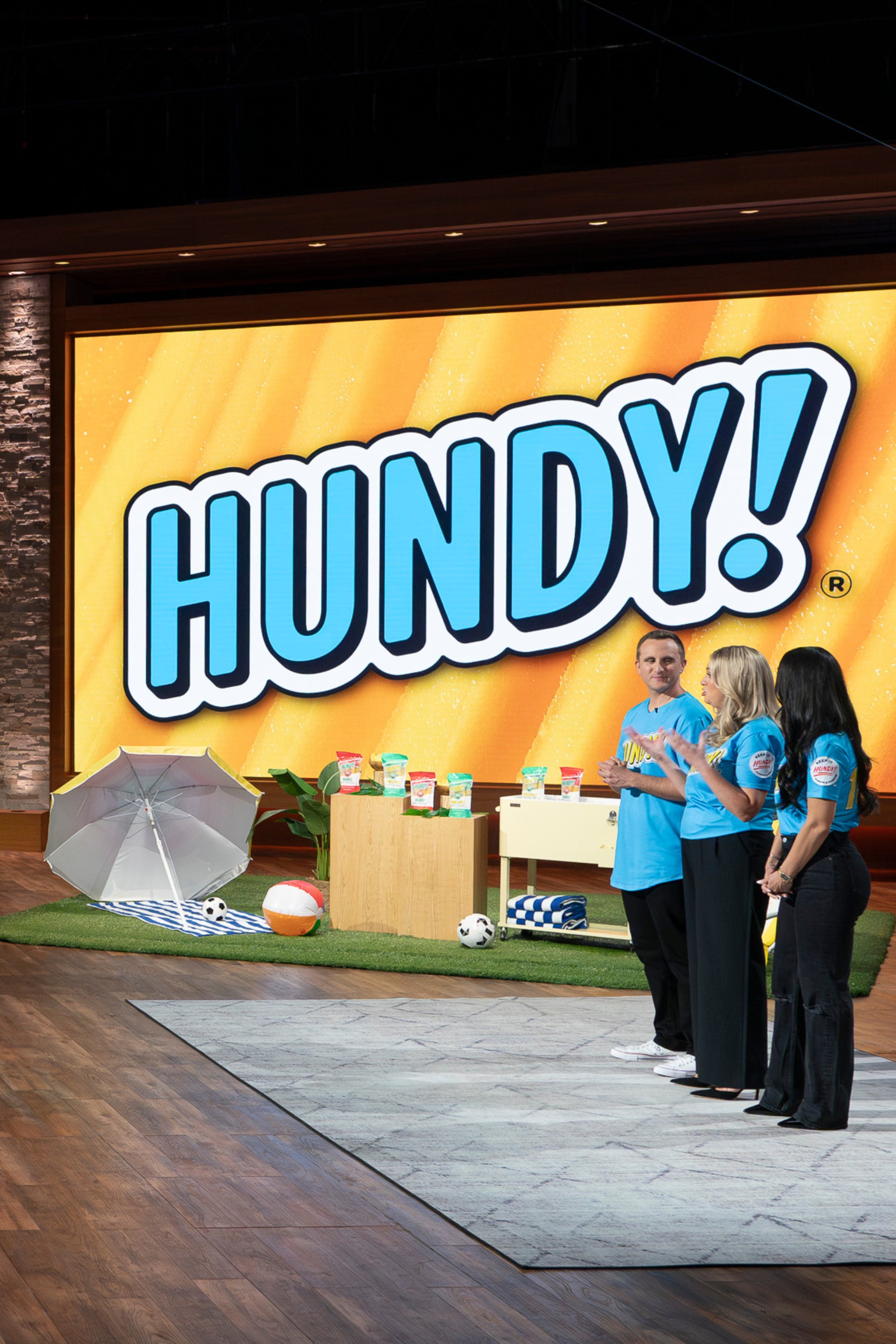 HUNDY founders pitching on Shark Tank